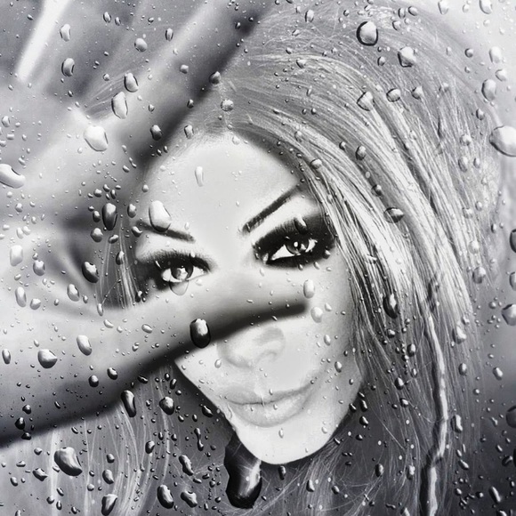 Meet your Posher, Pennee - Picture 6 of 6